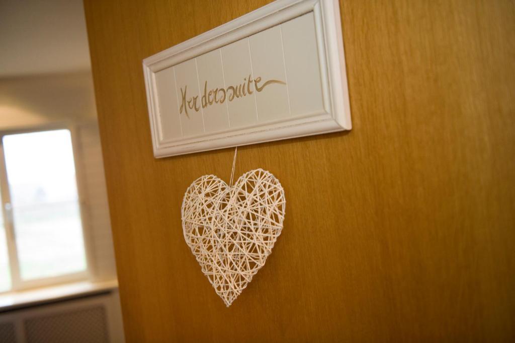 B&B Artiriacumhoeve Zedelgem Rum bild