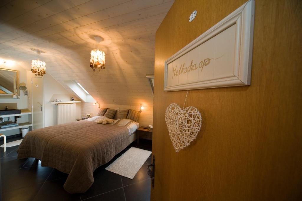 B&B Artiriacumhoeve Zedelgem Exteriör bild